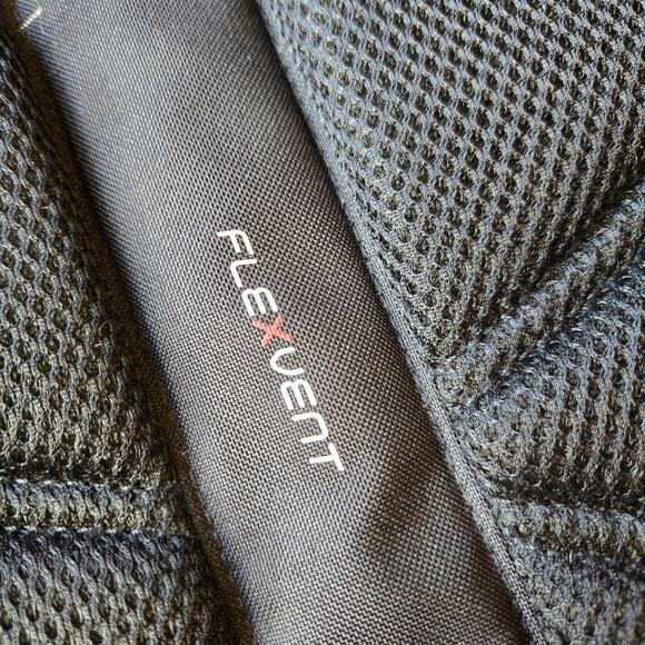 The North Face Jester Backpack Bag Flexvent Black School Commuter Travel Hiking - Picture 5 of 10